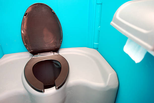Best Long-term porta potty rental  in Victoria, KS